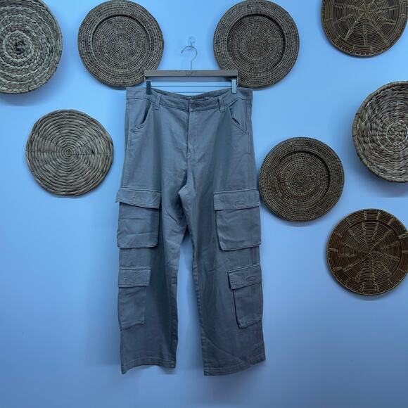 NEW H&M Brown Tan Neutral Casual Loose Fit Cargo Pant Y2K Style Plus Size 16 - Picture 1 of 6